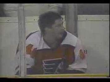 Greg Smyth in a YouTube screengrab during a game with the Philadelphia Flyers, circa 1987. Photo courtesy YouTube.