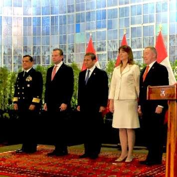 (left to right): Rear Admiral Luis Peralta, Director General of the Armed Forces Public Technological Institute of Peru; Jakke Valakivi Álvarez, Minister of Defense, Peru; Ollanta Humala, President of Peru; Gwyneth Kutz, Canadian Ambassador to Peru; and Fanshawe President Peter Devlin at the partnership agreement signing on July 22, 2016. Photo courtesy of Fanshawe College.