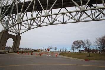 Parking lot at Blue Water Bridge closed April 1, 2020 due to COVID-19 (BlackburnNews.com photo by Dave Dentinger)