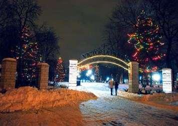 People enjoy the holiday lights in Victoria Park in London. Photo from www.londontourism.ca